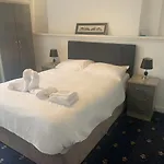 Otel Maqs Bistro